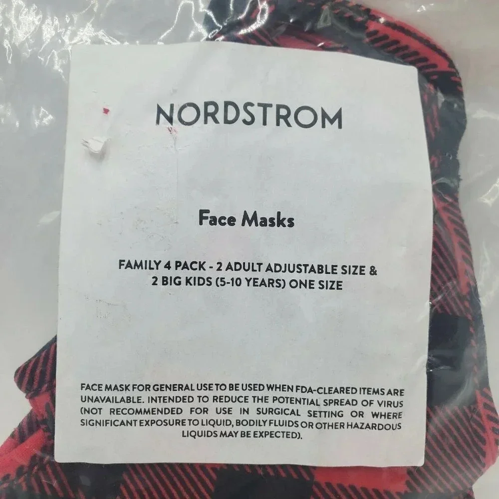 Nordstrom‎ Family 4 Pack Reusable Flannel Masks NWT